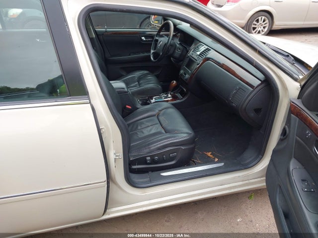 2010 CADILLAC DTS 1G6KH5EY8AU137648 Photo 4