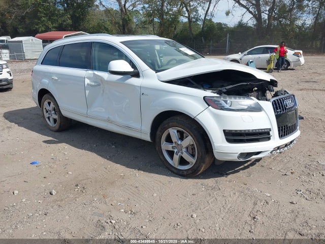 2015 AUDI Q7 WA1CGAFE3FD013080 Photo 0