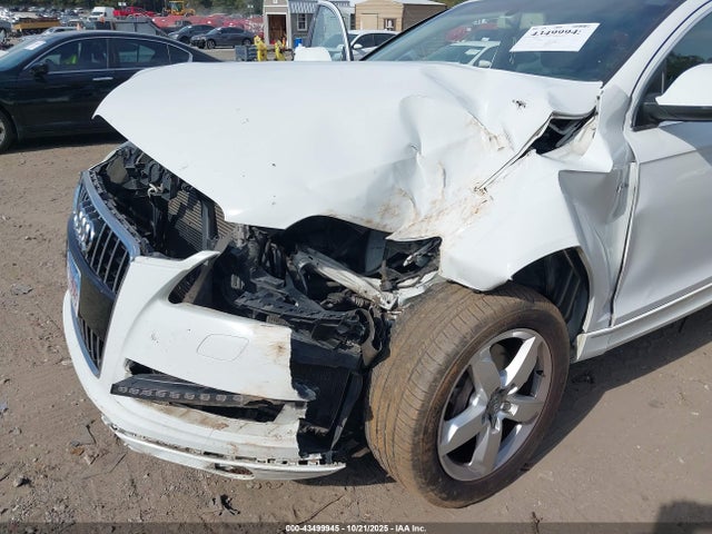 2015 AUDI Q7 WA1CGAFE3FD013080 Photo 5
