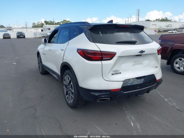2024 CHEVROLET BLAZER 3GNKBERS3RS133255 Photo 2
