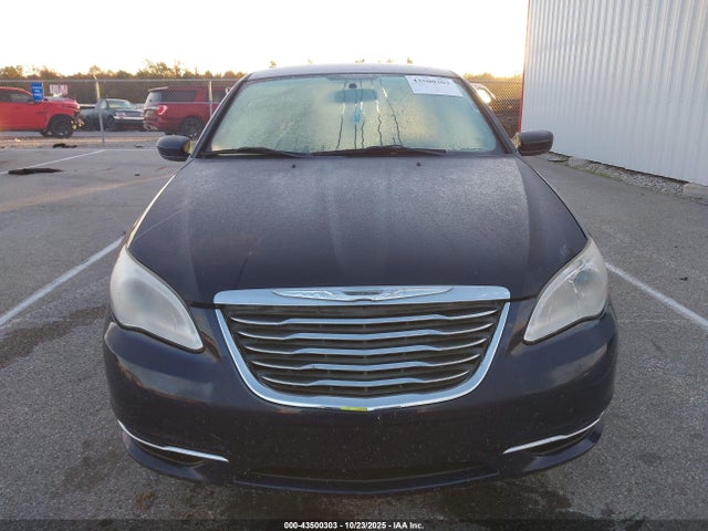 2013 Chrysler 200 Touring მანქანა იყიდება აუქციონზე, vin: 1C3CCBBB8DN688941, აუქციონის ნომერი: 43500303