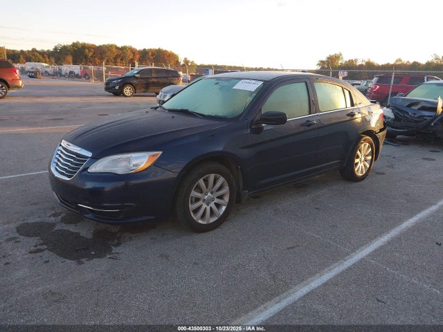2013 Chrysler 200 Touring მანქანა იყიდება აუქციონზე, vin: 1C3CCBBB8DN688941, აუქციონის ნომერი: 43500303