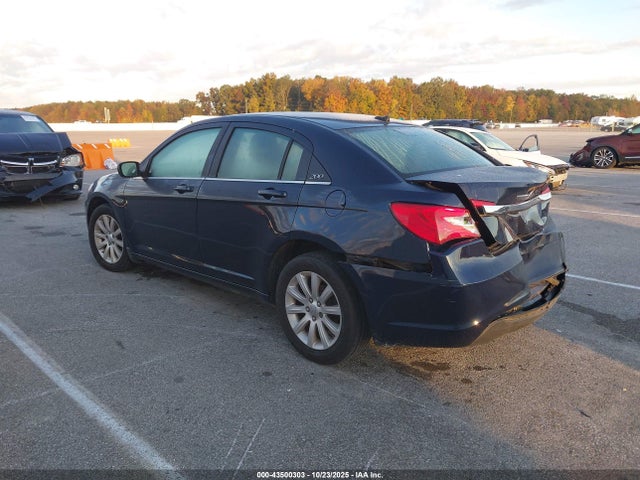 2013 Chrysler 200 Touring მანქანა იყიდება აუქციონზე, vin: 1C3CCBBB8DN688941, აუქციონის ნომერი: 43500303