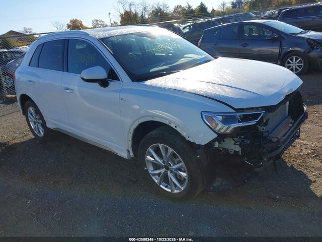 2024 AUDI Q3 WA1EECF37R1125136 Photo 0