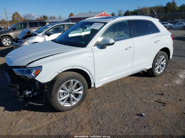 2024 AUDI Q3 WA1EECF37R1125136 Photo 1
