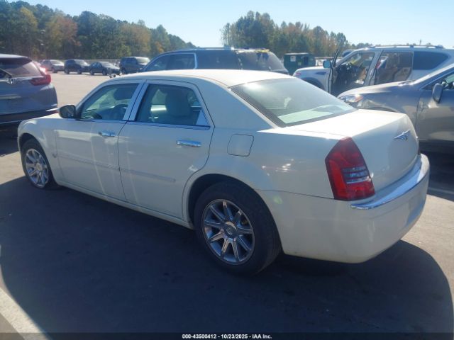 2005 CHRYSLER 300C 2C3JA63H25H576637 Photo 2