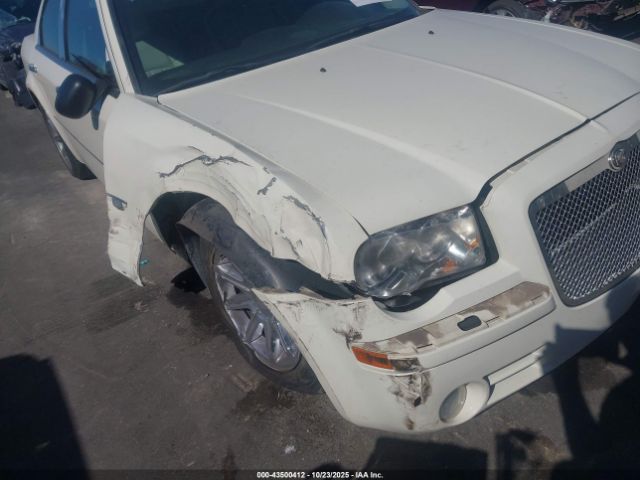 2005 CHRYSLER 300C 2C3JA63H25H576637 Photo 5