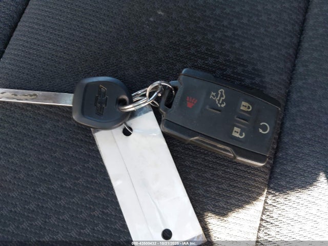 1GCPWBEK4MZ338313 Chevrolet l3b