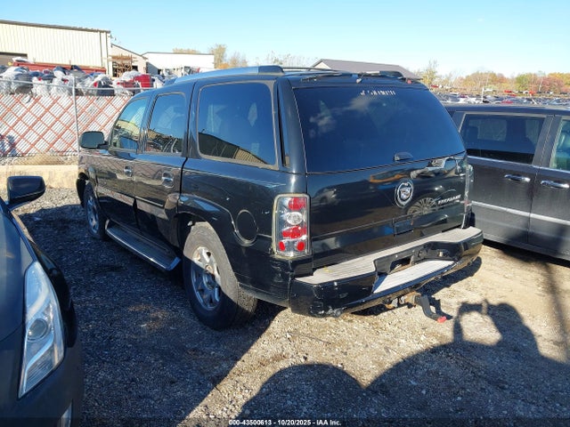 2005 CADILLAC ESCALADE 1GYEK63N05R268618 Photo 2