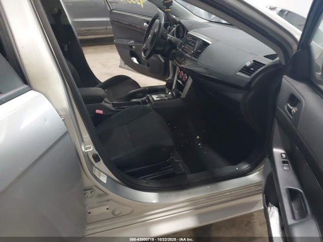 2016 MITSUBISHI LANCER JA32U2FU5GU005392 Photo 4