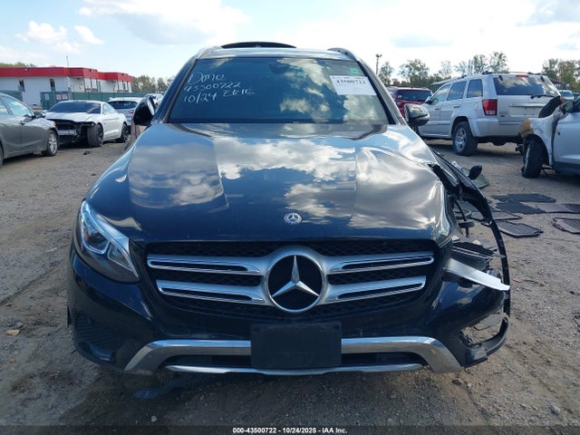 2019 Mercedes-benz Glc 300 4matic მანქანა იყიდება აუქციონზე, vin: WDC0G4KB2KF661895, აუქციონის ნომერი: 43500722
