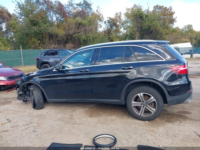 2019 Mercedes-benz Glc 300 4matic მანქანა იყიდება აუქციონზე, vin: WDC0G4KB2KF661895, აუქციონის ნომერი: 43500722