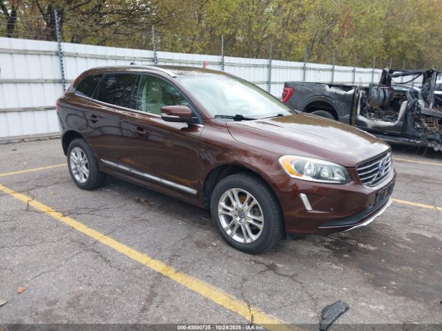 2015 VOLVO XC60 YV4612RKXF2632215