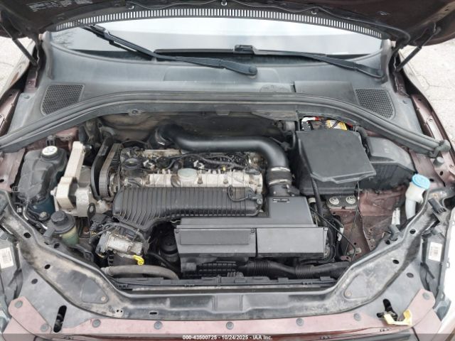 2015 VOLVO XC60 YV4612RKXF2632215 Photo 9