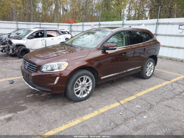 2015 VOLVO XC60 YV4612RKXF2632215 Photo 1