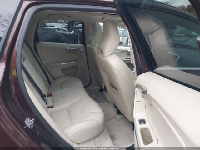 2015 VOLVO XC60 YV4612RKXF2632215 Photo 7