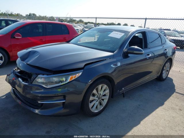 2018 KIA OPTIMA 5XXGU4L35JG195805 Photo 1
