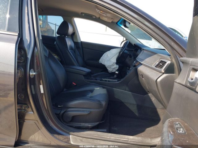 2018 KIA OPTIMA 5XXGU4L35JG195805 Photo 4