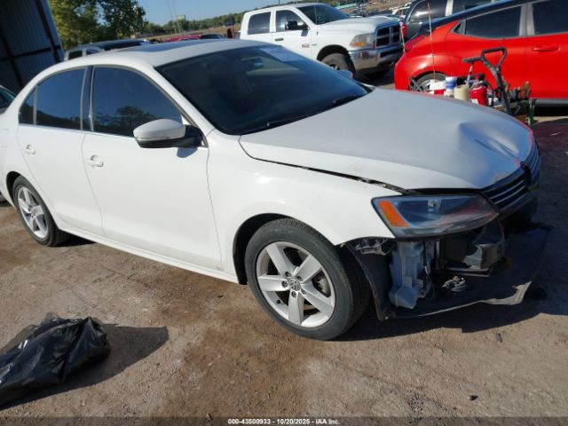 2014 VOLKSWAGEN JETTA 3VWLL7AJ0EM377238