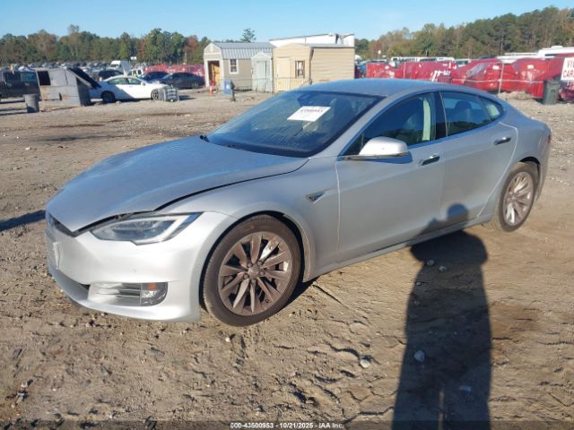 2016 TESLA MODEL S 5YJSA1E13GF142268 Photo 1