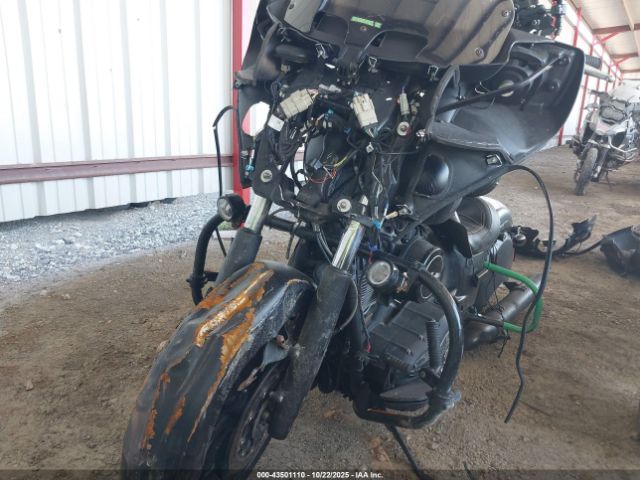 2018 INDIAN MOTORCYCLE CO. CHIEFTAIN 56KTCDAA0J3359409 Photo 1