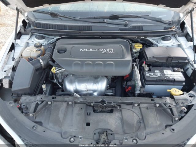2015 CHRYSLER 200 1C3CCCAB5FN641165 Photo 9