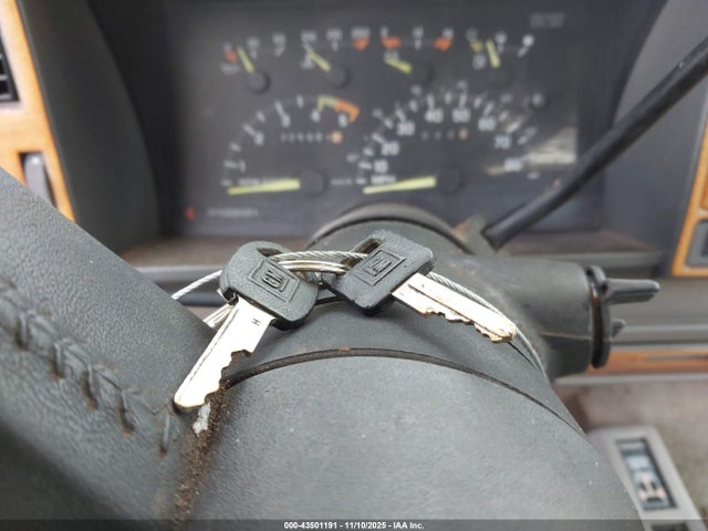 1993 CHEVROLET GMT-400 2GCEK19K4P1167213 Photo 10