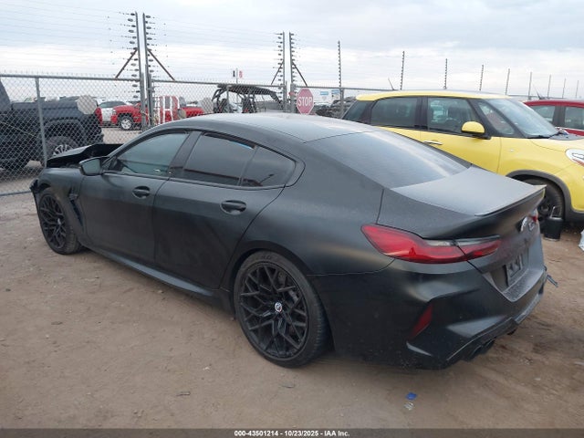2023 BMW M8 GRAN COUPE WBSGV0C01PCK98409 Photo 2