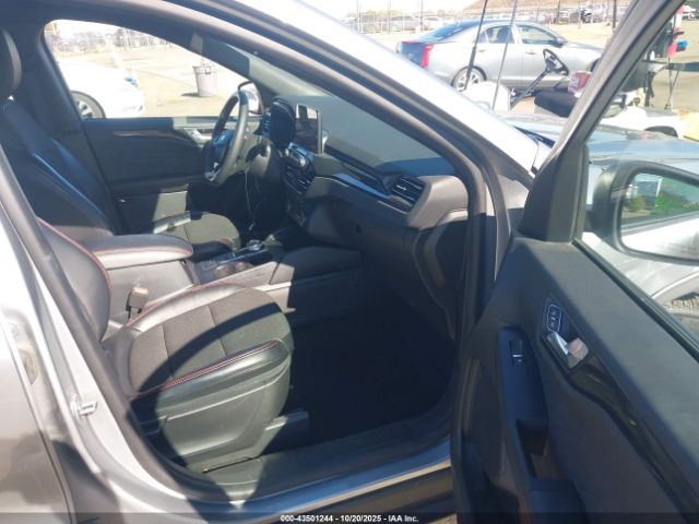 2023 FORD ESCAPE 1FMCU0MZ9PUA15508 Photo 4