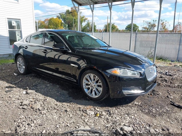 2013 JAGUAR XF SAJWA0E71D8S62762