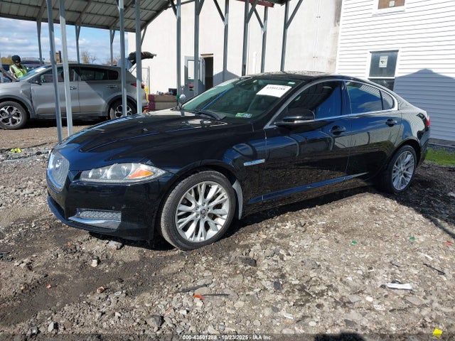 2013 JAGUAR XF SAJWA0E71D8S62762 Photo 1