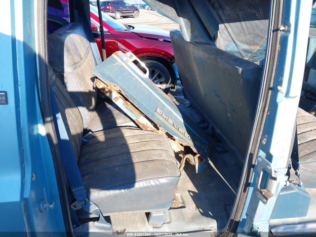 1991 CHEVROLET SUBURBAN 1GNEV16K2MF131141 Photo 7