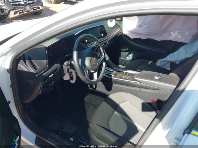 2021 HYUNDAI SONATA 5NPEF4JA1MH104038 Photo 4
