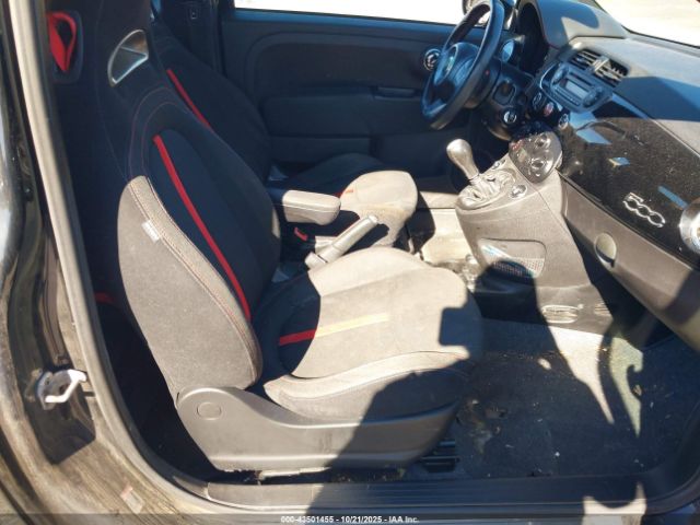 2015 FIAT 500 3C3CFFFH9FT580926 Photo 4