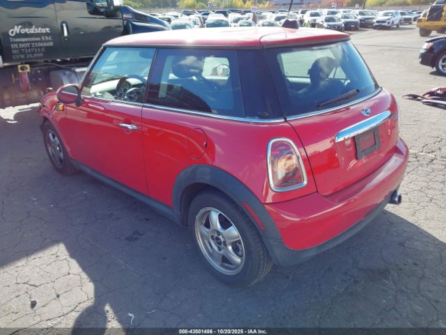 2009 MINI COOPER WMWMF33579TW70887 Photo 2