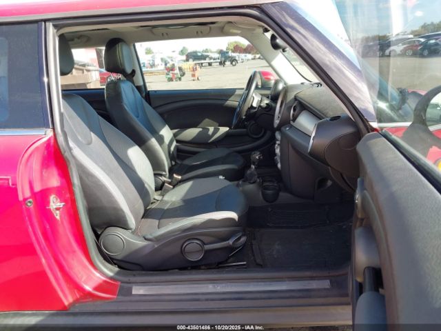 2009 MINI COOPER WMWMF33579TW70887 Photo 4