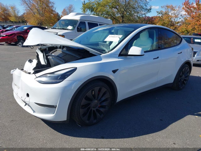 2022 TESLA MODEL Y 7SAYGDEF9NF382723 Photo 1