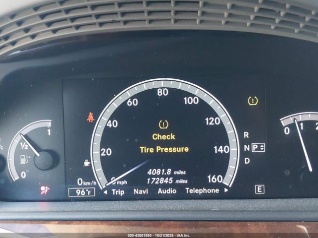 2011 MERCEDES-BENZ S 550 WDDNG7BB8BA405440 Photo 6