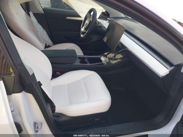 2023 TESLA MODEL 3 5YJ3E1EA9PF582875 Photo 4