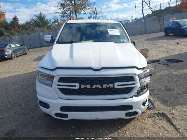43501712 :رقم المزاد ، 1C6SRFFT3NN386398 vin ، 2022 Ram 1500 Big Horn  4x4 5'7 Box مزاد بيع