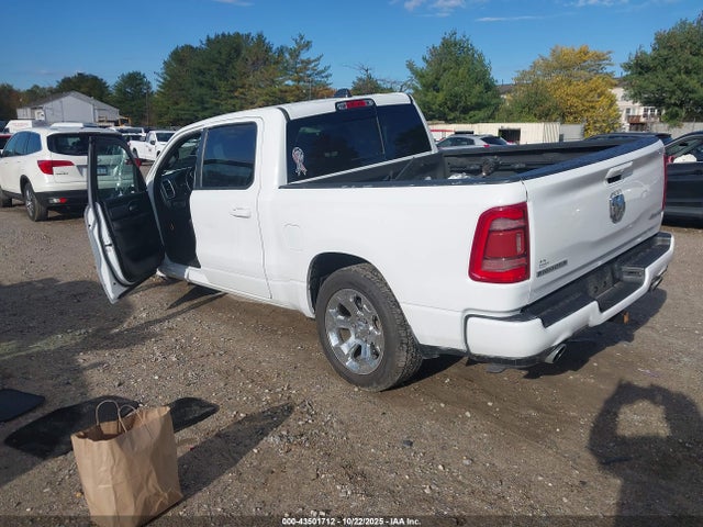 43501712 :رقم المزاد ، 1C6SRFFT3NN386398 vin ، 2022 Ram 1500 Big Horn  4x4 5'7 Box مزاد بيع