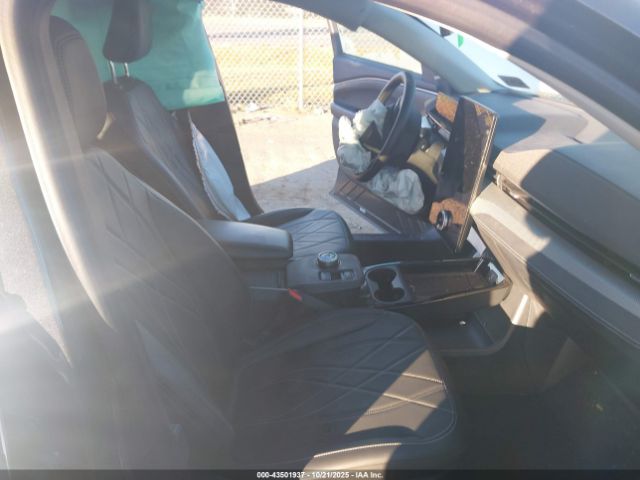 2022 FORD MUSTANG MACH-E 3FMTK1RM6NMA26878 Photo 4