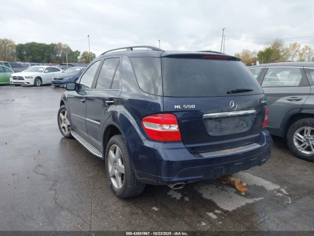 2008 MERCEDES-BENZ ML 550 4JGBB72E78A344513 Photo 2