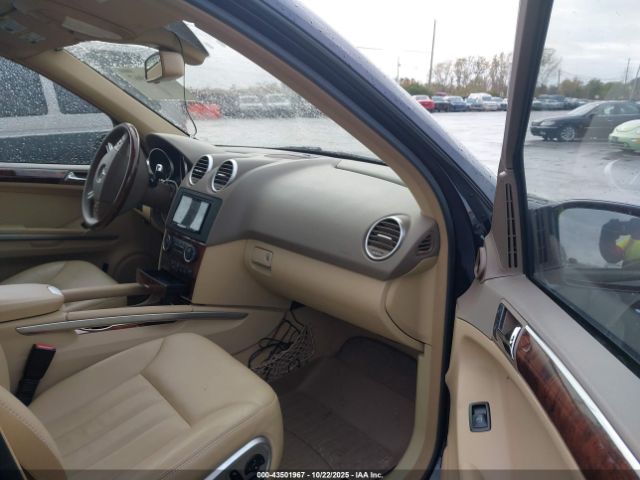 2008 MERCEDES-BENZ ML 550 4JGBB72E78A344513 Photo 4