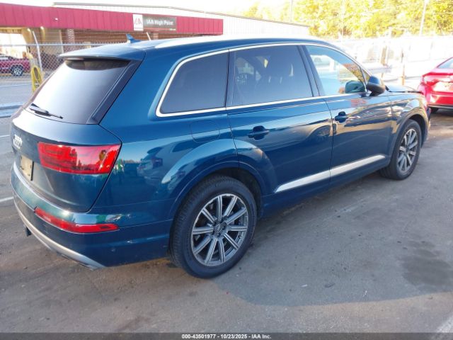 2019 AUDI Q7 WA1VAAF75KD000126 Photo 3