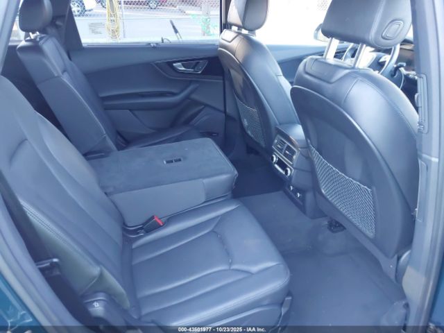2019 AUDI Q7 WA1VAAF75KD000126 Photo 7