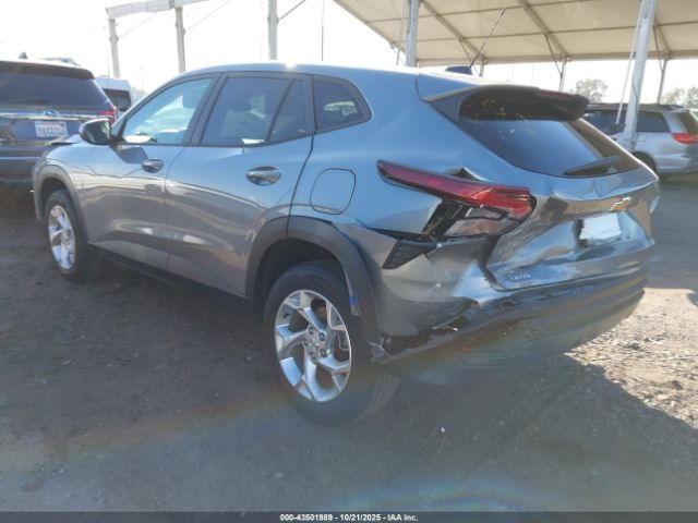 2024 CHEVROLET TRAX KL77LFE2XRC137040 Photo 2