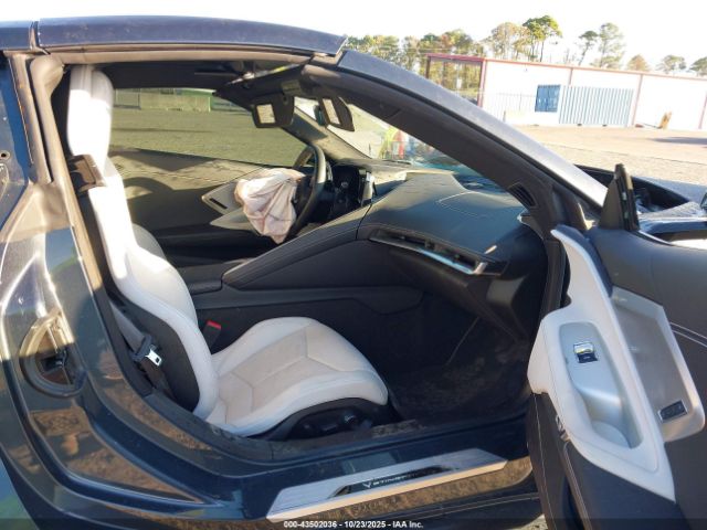 2021 CHEVROLET CORVETTE STINGRAY 1G1YB2D45M5106757 Photo 4