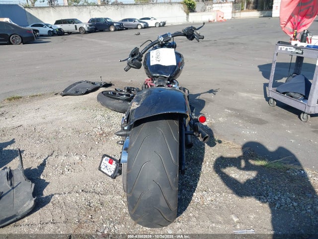 1HD1YHK12JC077579 Harley-Davidson Fxbrs Breakout 114
