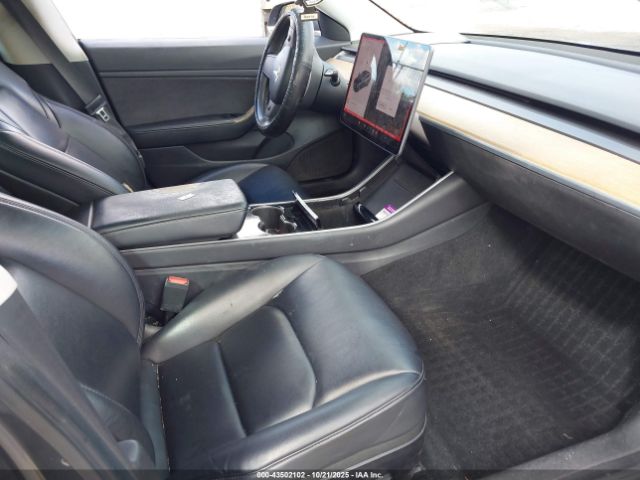 2020 TESLA MODEL 3 5YJ3E1EA7LF645644 Photo 4